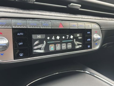 Used 2024 Genesis G90 3.5T AWD/4WD image 24
