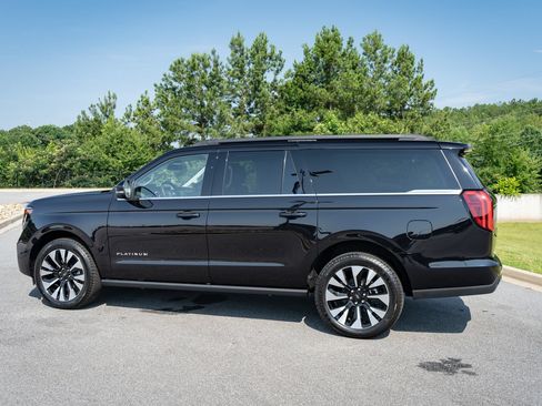 New 2027 Ford Expedition Max Platinum w/ Driver's Package AWD/4WD image 14