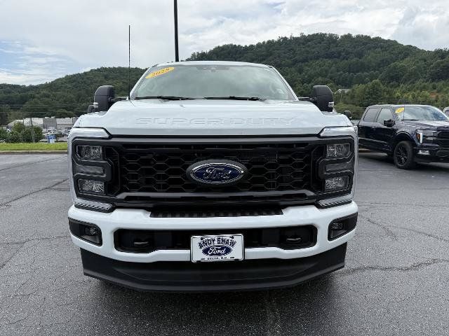 Certified 2025 Ford F350 4x4 SuperCab Super Duty image 2