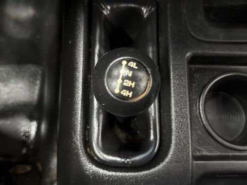 Used 2018 RAM 3500 Tradesman image 23