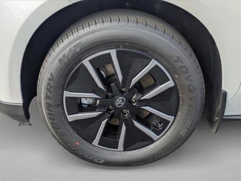 New 2026 Toyota bZ XLE Plus image 10