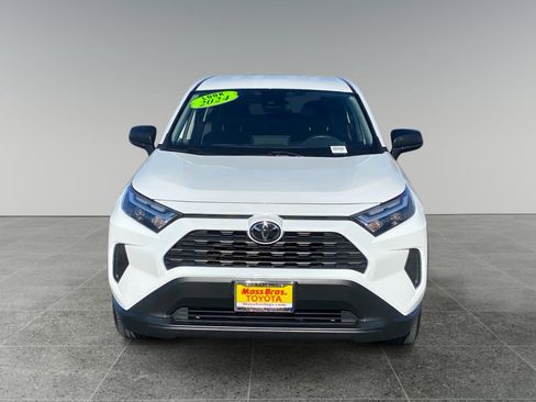 Used 2024 Toyota RAV4 LE image 8