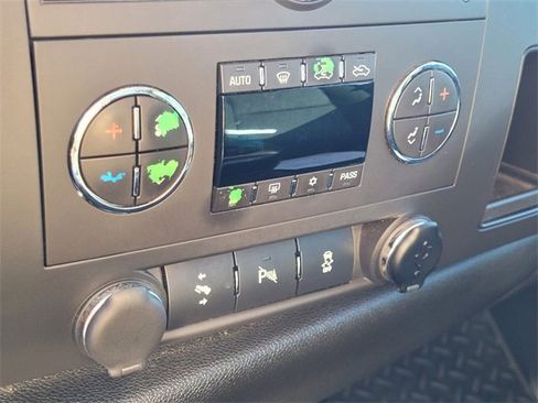 Used 2012 GMC Sierra 1500 SLE w/ Power Tech Package image 17