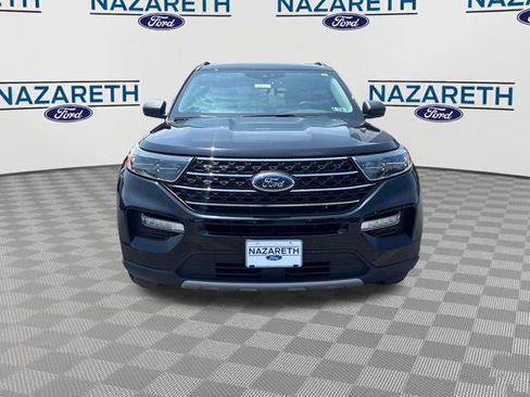 Used 2023 Ford Explorer XLT w/ Equipment Group 202A AWD/4WD image 2