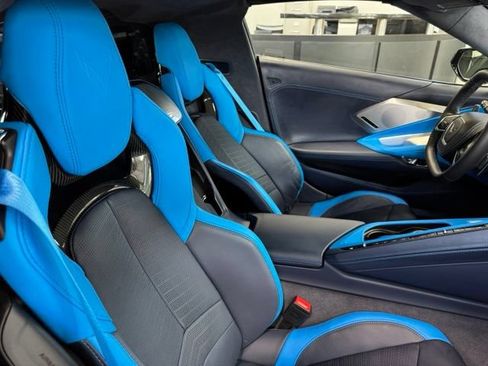 Used 2022 Chevrolet Corvette Stingray Premium Cpe w/ Z51 Performance Package RWD image 23