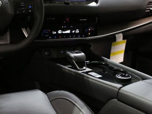 New 2026 Nissan Rogue Platinum w/ Platinum Premium Package image 15