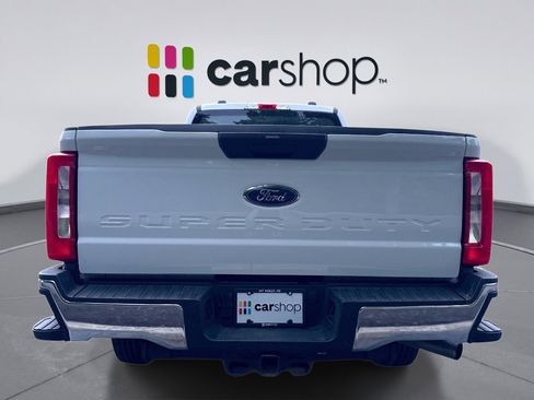 Used 2024 Ford F250 XL w/ XL Driver Assist Package AWD/4WD image 4