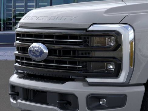 New 2026 Ford F250 Platinum w/ FX4 Off-Road Package AWD/4WD image 17