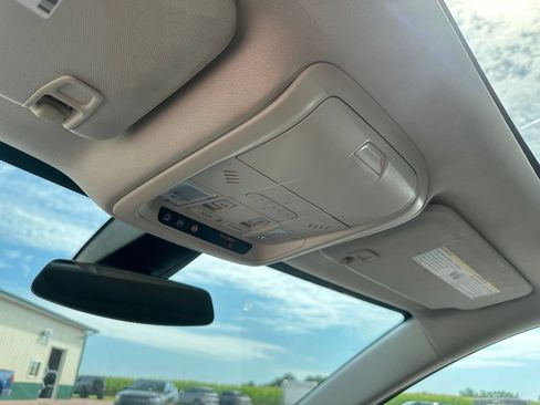 Used 2019 Cadillac XT5 Premium Luxury AWD/4WD image 20