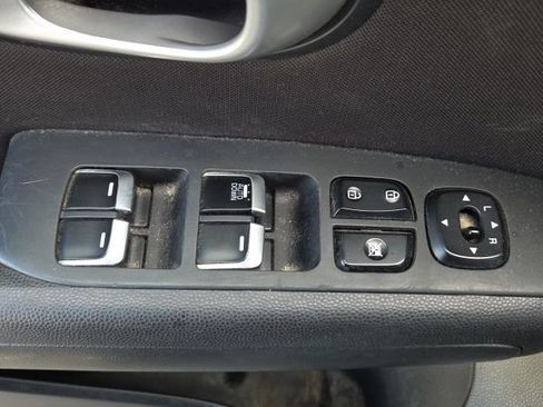 Used 2018 Kia Soul image 19