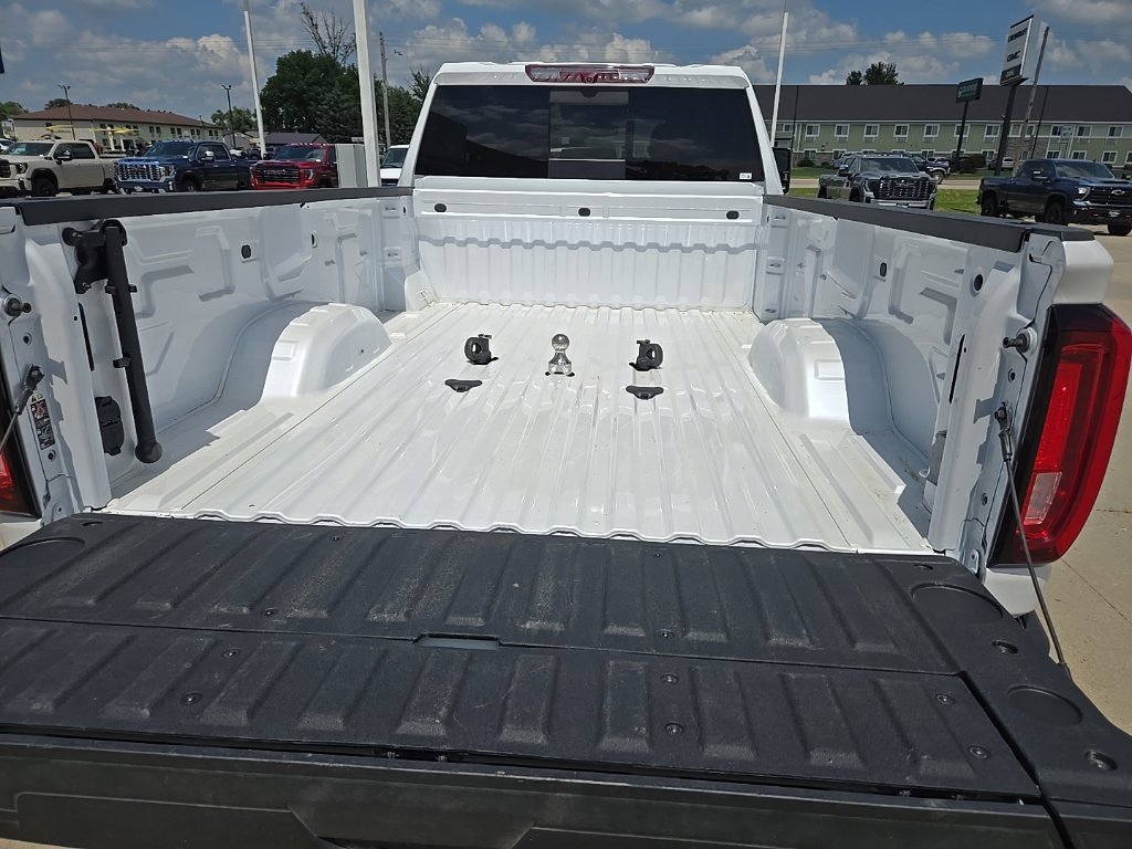 Used 2023 GMC Sierra 3500 Denali AWD/4WD image 13