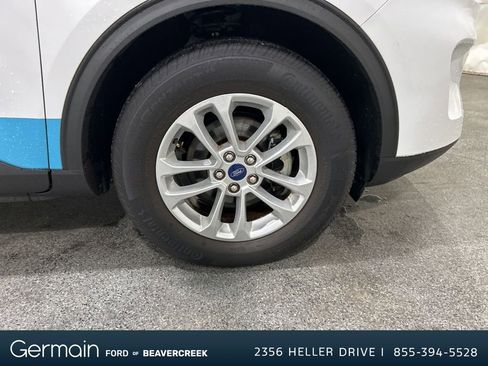 Used 2021 Ford Escape SE image 12