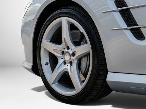 Used 2014 Mercedes-Benz SL 550 image 59