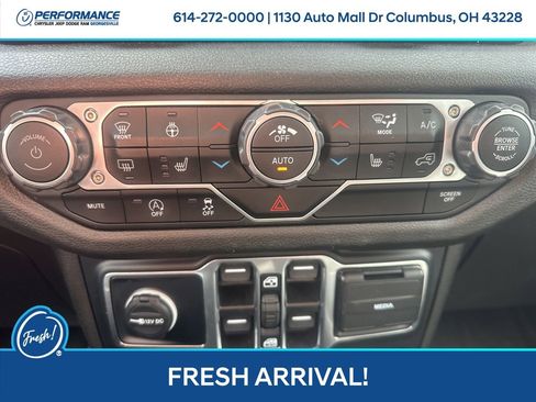 Used 2024 Jeep Gladiator Sport image 20