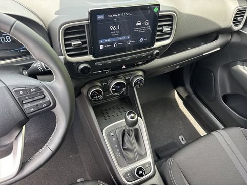 New 2026 Hyundai Venue SEL FWD image 27