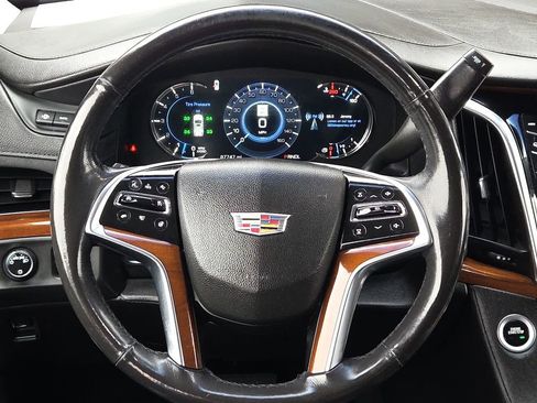 Used 2018 Cadillac Escalade Premium Luxury w/ LPO, Radiant Package image 13