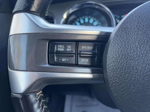 Used 2014 Ford Mustang Convertible image 28