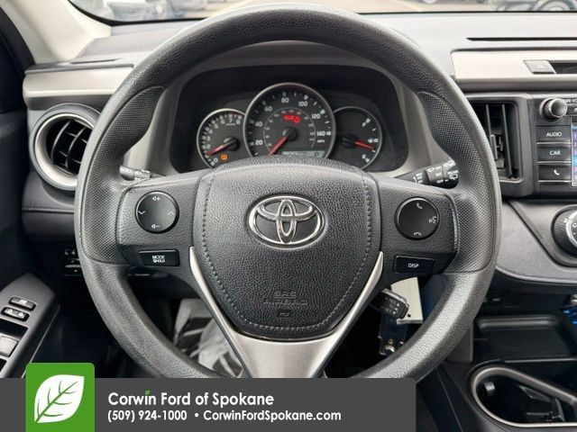 Used 2016 Toyota RAV4 LE AWD/4WD image 20