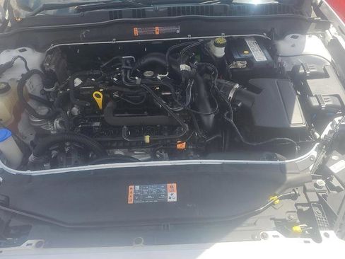 Used 2020 Ford Fusion SEL FWD image 9