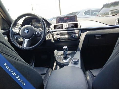 Used 2018 BMW 340i Sedan RWD image 12