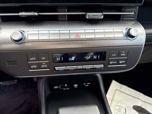 Certified 2024 Hyundai Kona SEL image 26