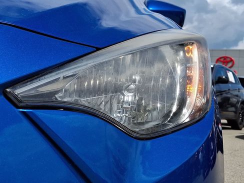 Certified 2018 Toyota Yaris iA FWD image 11