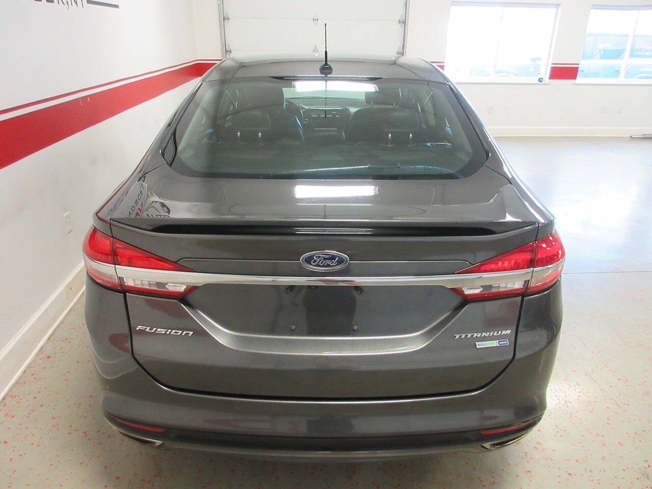 Used 2017 Ford Fusion Titanium AWD/4WD image 13