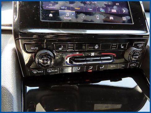 Certified 2023 Jeep Grand Cherokee Altitude AWD/4WD image 16