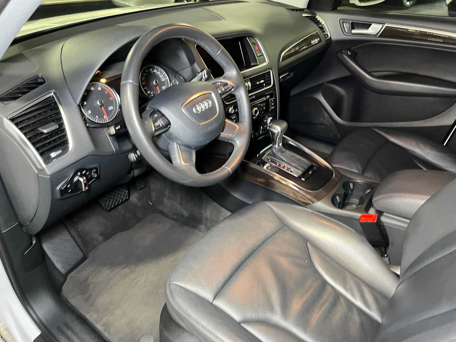 Used 2014 Audi Q5 2.0T Premium w/ Lighting Package AWD/4WD image 25