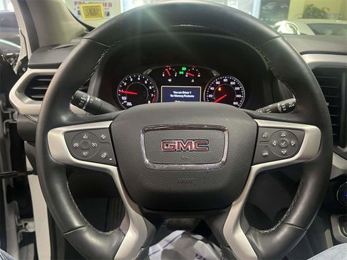 Used 2023 GMC Acadia SLT w/ Preferred Package image 20