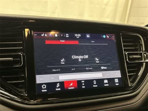 Used 2025 Dodge Durango GT image 22