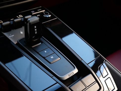 Used 2020 Porsche 911 Carrera 4S image 13