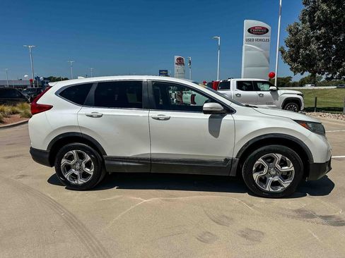 Used 2018 Honda CR-V EX image 2