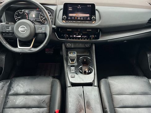 Used 2021 Nissan Rogue SL image 4