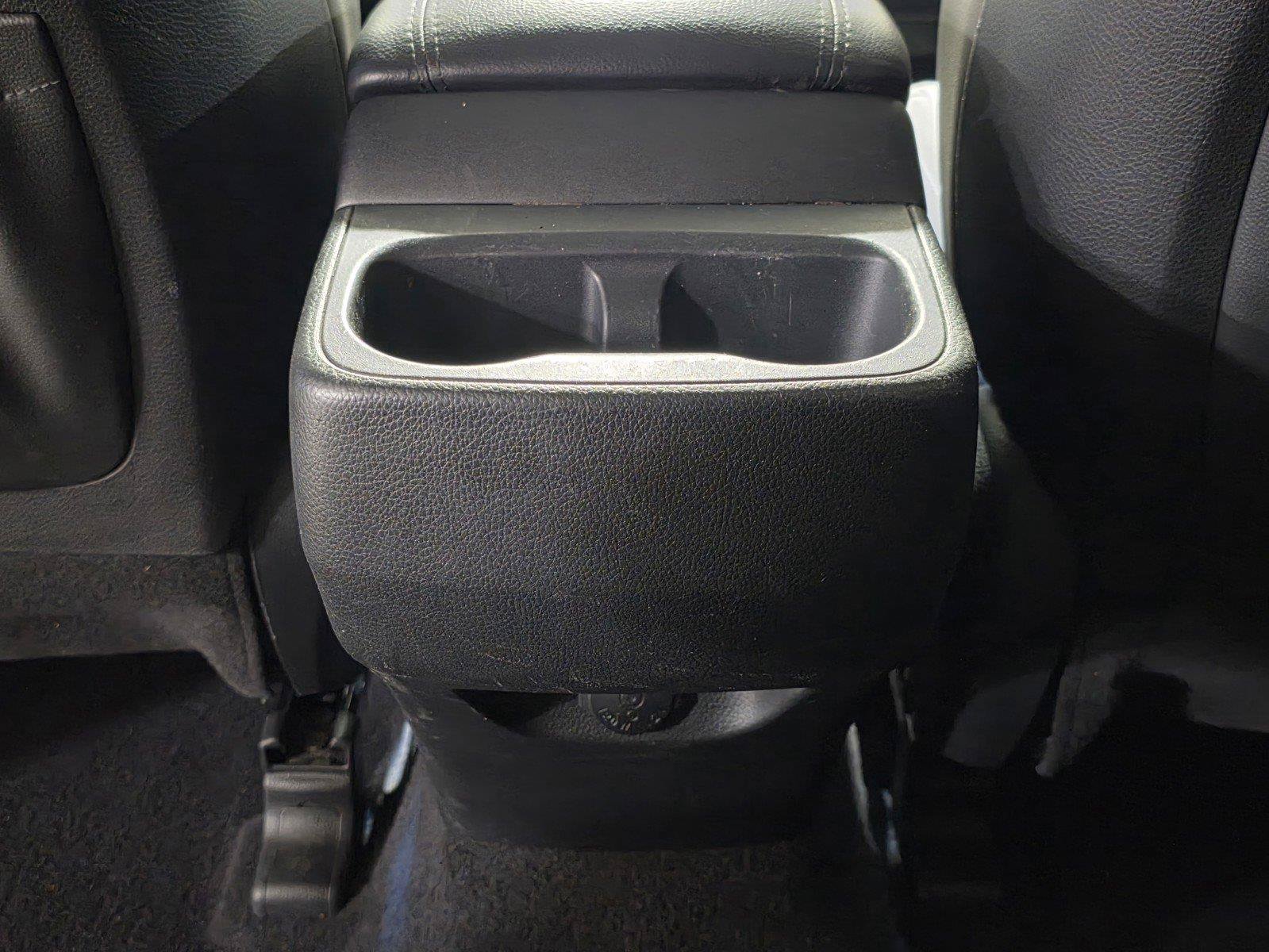 Used 2017 Hyundai Santa Fe Limited FWD image 17