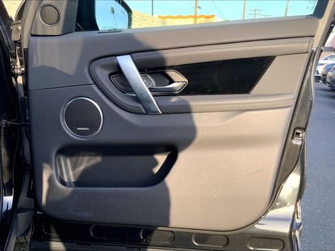 Used 2024 Land Rover Discovery Sport S image 22