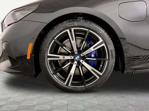 New 2027 BMW 550e xDrive w/ Premium Package AWD/4WD image 20