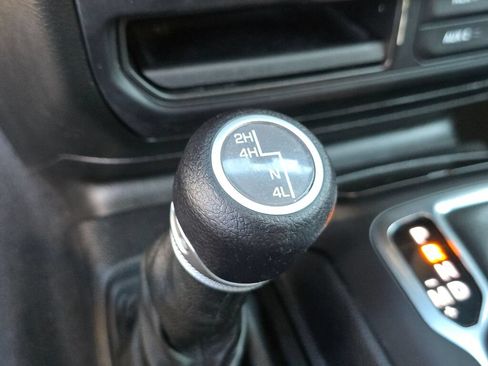 Used 2021 Jeep Wrangler Unlimited Sport AWD/4WD image 28