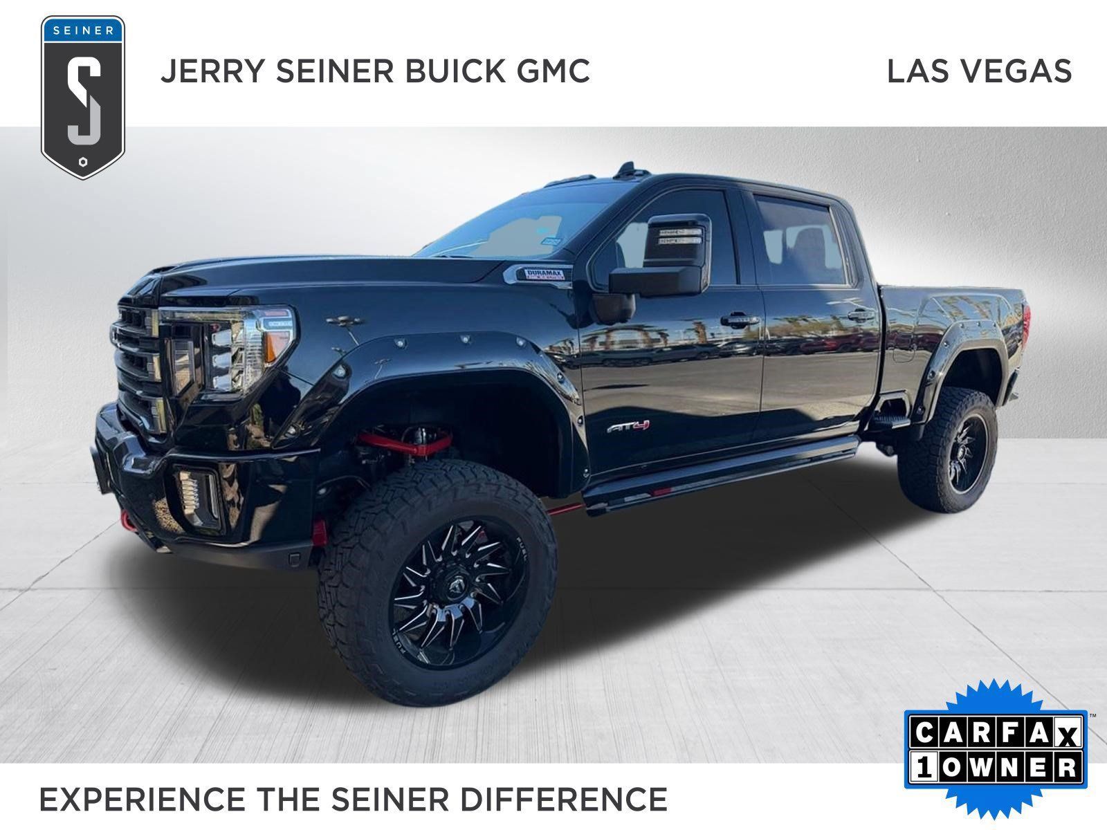 Used 2022 GMC Sierra 2500 AT4 w/ AT4 Preferred Package AWD/4WD image 1