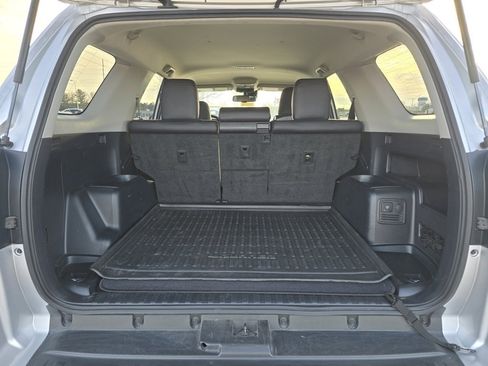 Used 2023 Toyota 4Runner TRD Off-Road Premium image 33