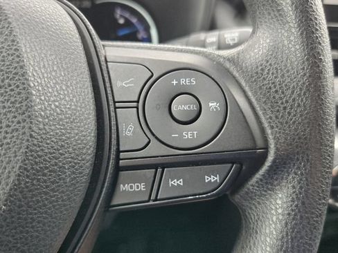 Used 2024 Toyota RAV4 XLE AWD/4WD image 22