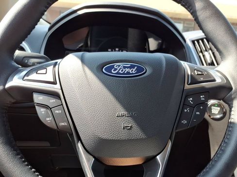Used 2024 Ford Edge SEL AWD/4WD image 21