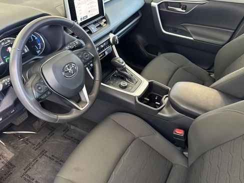 Certified 2025 Toyota RAV4 SE w/ Convenience Package AWD/4WD image 12