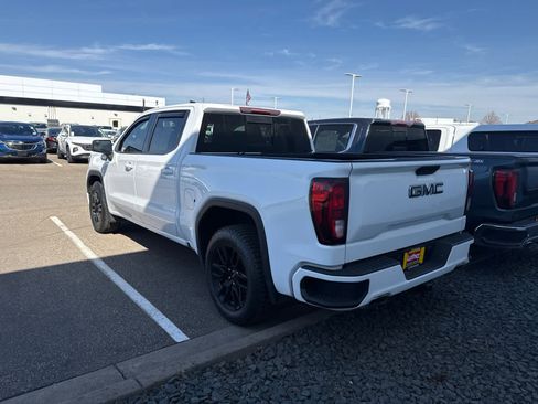 Used 2021 GMC Sierra 1500 Elevation w/ Preferred Package image 4