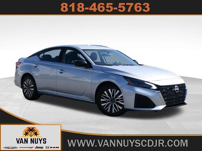 Used 2024 Nissan Altima 2.5 SV