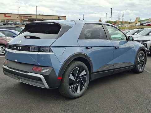 New 2026 Hyundai Ioniq 5 SEL image 4