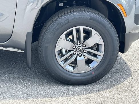 New 2026 Nissan Frontier SV w/ SV Convenience Package RWD image 9