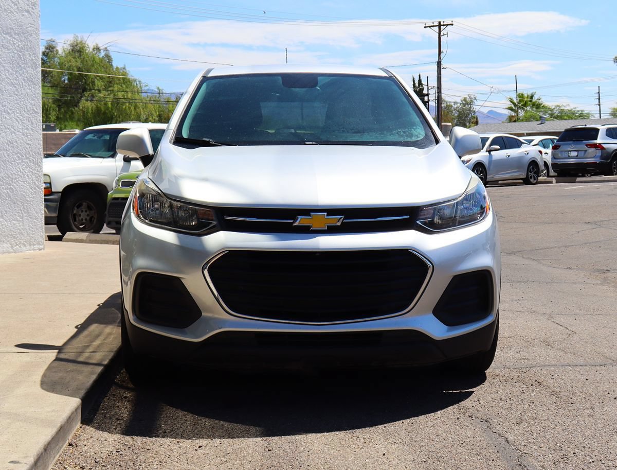 Used 2020 Chevrolet Trax LS w/ Tint and Cruise Package FWD image 16