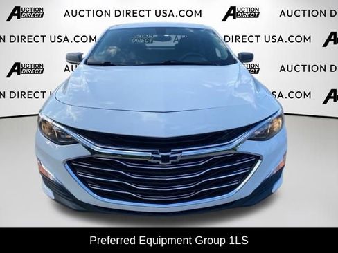 Used 2020 Chevrolet Malibu LS FWD image 2