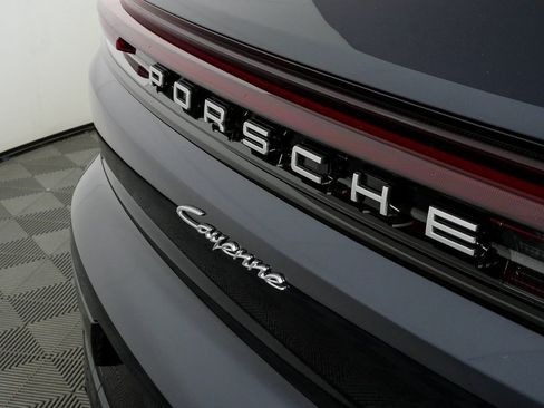 New 2026 Porsche Cayenne AWD image 39